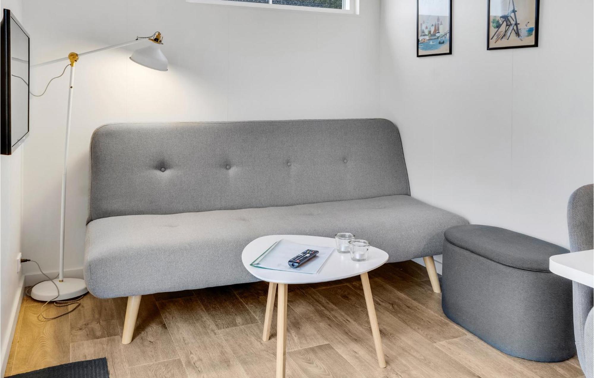 Amazing Apartment In Vaeggerlose With Kitchenette Bøtø By エクステリア 写真